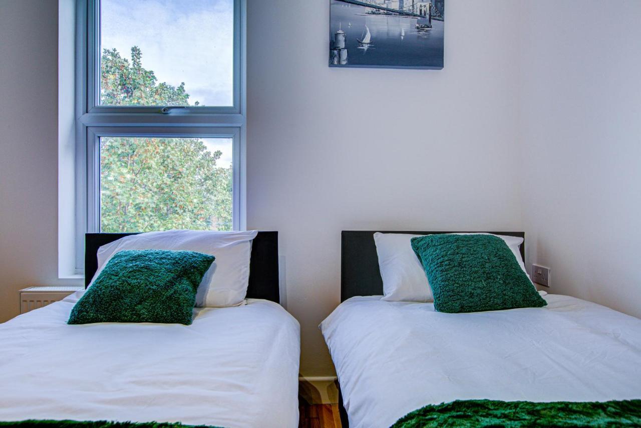 Peckham Plaza Apartment London Exterior photo