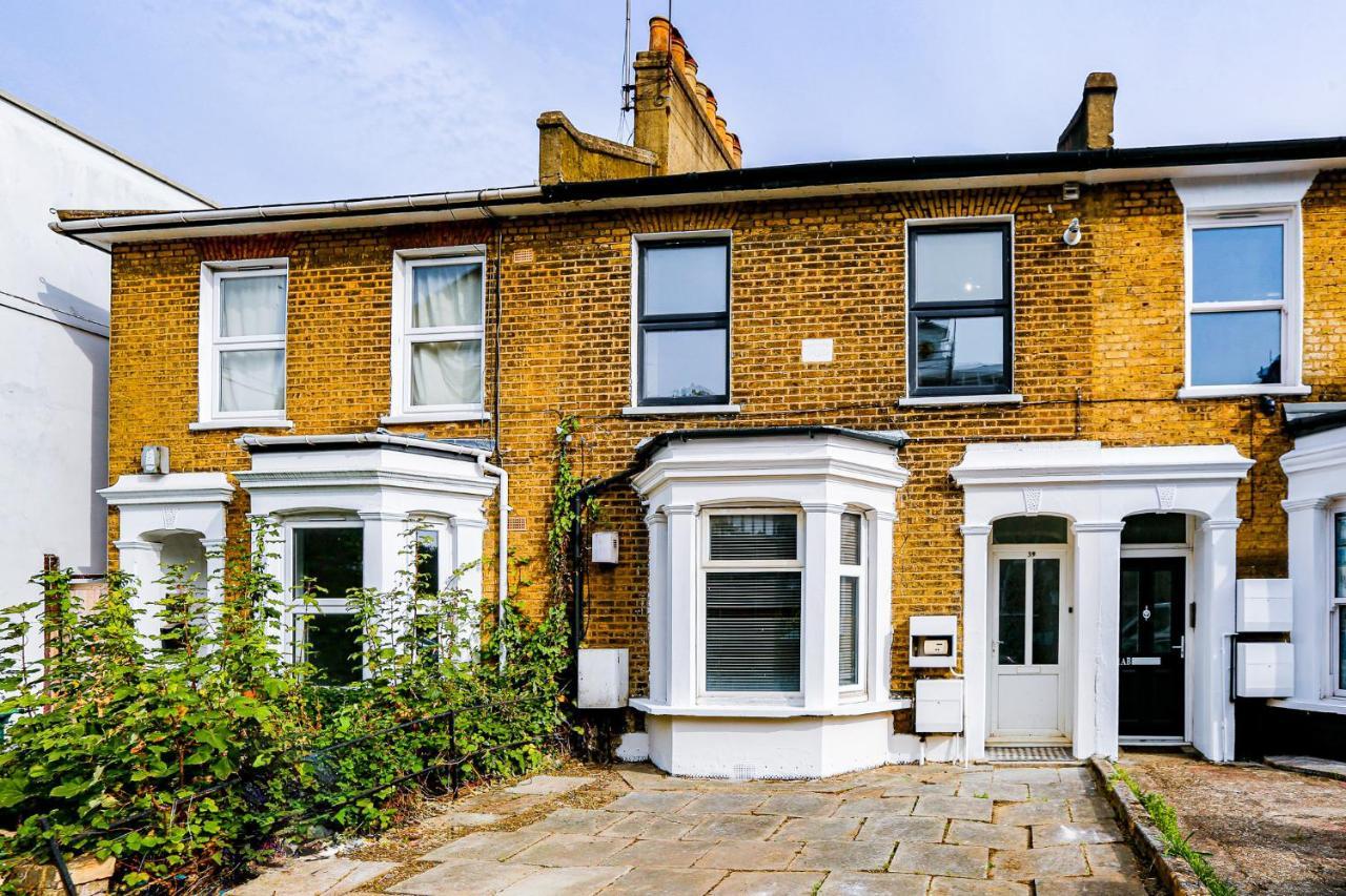 Peckham Plaza Apartment London Exterior photo